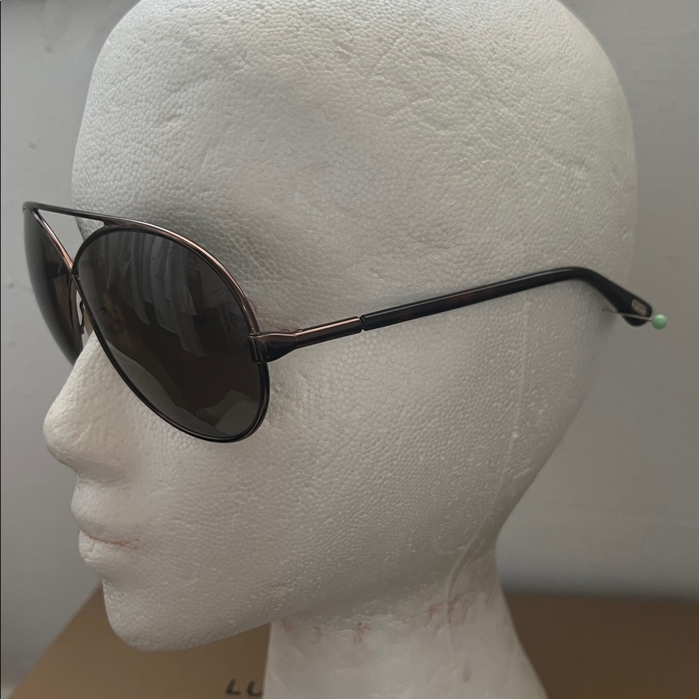 Authentic Tom Ford Sunglasses 😎 - Picture 10 of 11